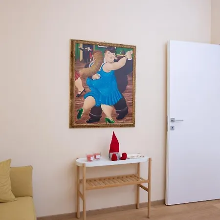 Botero Luxury Vicino Arco Della Pace Апартаменты *